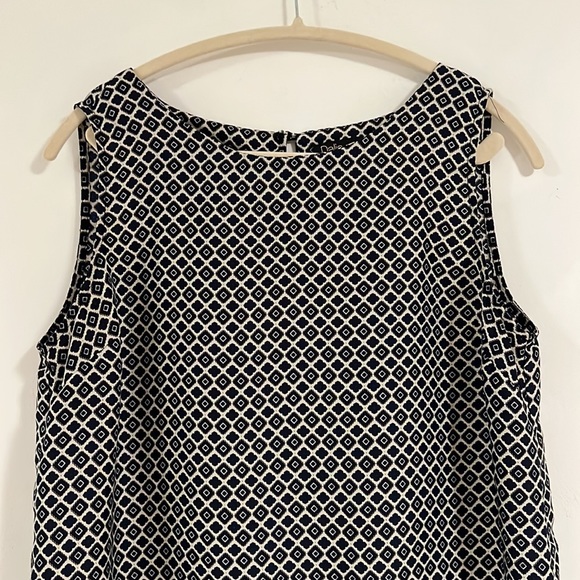Dalia Printed Blouse - Picture 2 of 6